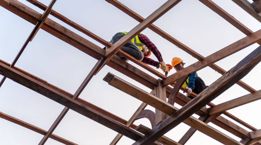 Professional gutter cleaning services in Evadale, TX